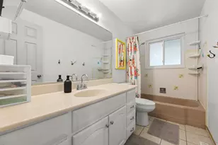 2261 S 1800 W, Syracuse, UT 84075 - Photo 17