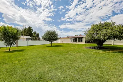 2261 S 1800 W, Syracuse, UT 84075 - Photo 31