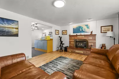2261 S 1800 W, Syracuse, UT 84075 - Photo 3