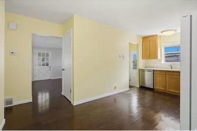5042 S Leisure Ln, Taylorsville, UT 84129 - Photo 7