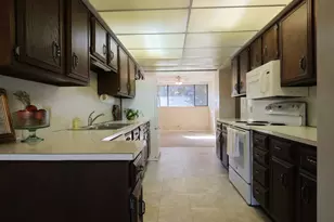 2755 N Edgewood Dr E, Provo, UT 84604 - Photo 9
