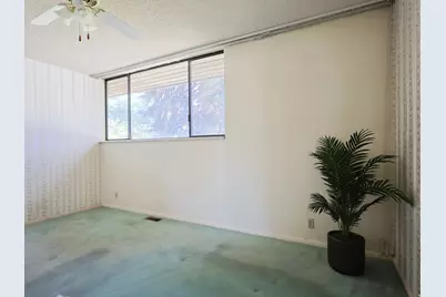 2755 N Edgewood Dr E, Provo, UT 84604 - Photo 15