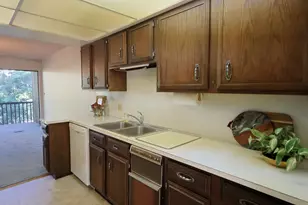 2755 N Edgewood Dr E, Provo, UT 84604 - Photo 11