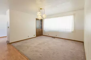 1034 W 2500 S, Vernal, UT 84078 - Photo 7