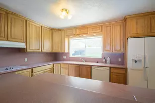 1034 W 2500 S, Vernal, UT 84078 - Photo 5
