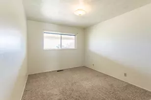 1034 W 2500 S, Vernal, UT 84078 - Photo 13