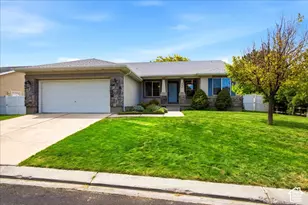 731 S Saratoga Dr E, Saratoga Springs, UT 84045 - Photo 1
