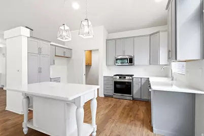 731 S Saratoga Dr E, Saratoga Springs, UT 84045 - Photo 7