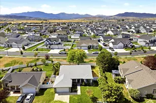 731 S Saratoga Dr E, Saratoga Springs, UT 84045 - Photo 37