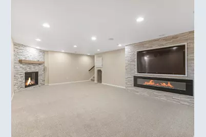 10234 S Oquirrh Lake Rd, South Jordan, UT 84009 - Photo 15