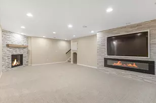 10234 S Oquirrh Lk Rd, South Jordan, UT 84009 - Photo 15