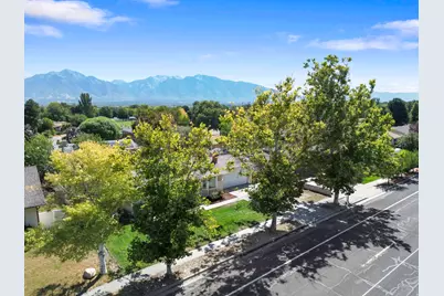 6859 S 2200 W, West Jordan, UT 84084 - Photo 29