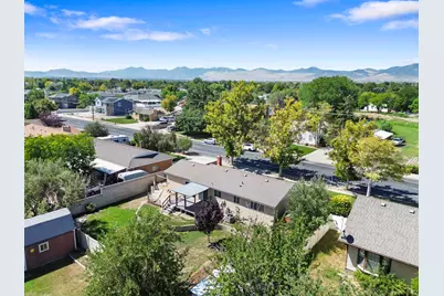 6859 S 2200 W, West Jordan, UT 84084 - Photo 27