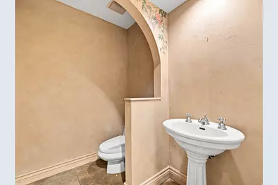 4671 S Wander Ln E, Holladay, UT 84117 - Photo 51