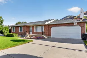 1585 E 350 S, Springville, UT 84663 - Photo 3
