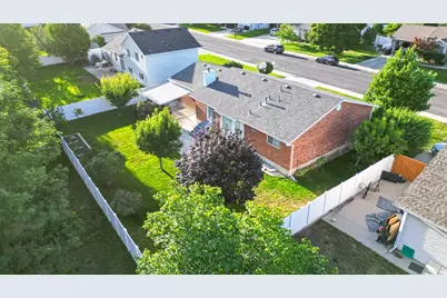 1585 E 350 S, Springville, UT 84663 - Photo 9