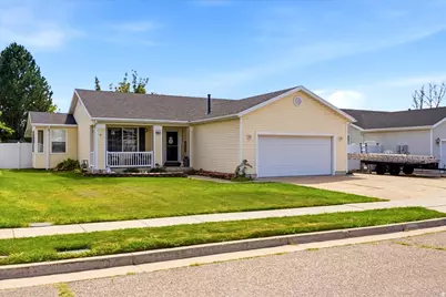 4033 W 5060 S, Roy, UT 84067 - Photo 3