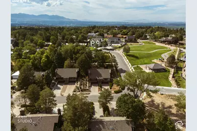 7660 S Avondale Dr E, Cottonwood Heights, UT 84121 - Photo 45