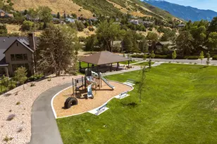 7660 S Avondale Dr E, Cottonwood Heights, UT 84121 - Photo 37