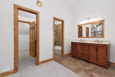7660 S Avondale Dr E, Cottonwood Heights, UT 84121 - Photo 19