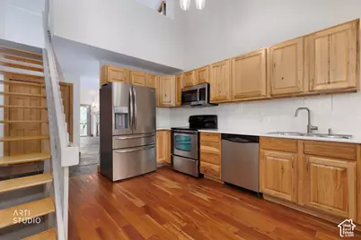 7660 S Avondale Dr E, Cottonwood Heights, UT 84121 - Photo 13