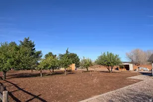 1442 W Diamond Dr, Saint George, UT 84770 - Photo 25