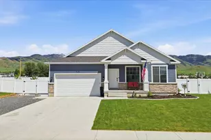 628 S 380 E, Smithfield, UT 84335 - Photo 1