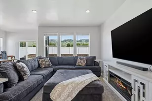 628 S 380 E, Smithfield, UT 84335 - Photo 13