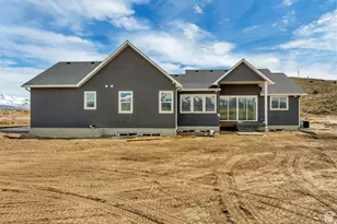8077 N Bristle Cone Rd, Eagle Mountain, UT 84005 - Photo 3