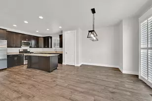 1872 N Frost Dr, Farmington, UT 84025 - Photo 7