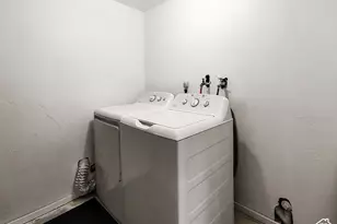 358 S Center St, Elsinore, UT 84724 - Photo 17