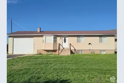 358 S Center St, Elsinore, UT 84724 - Photo 1