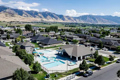 140 E 690 S, Smithfield, UT 84335 - Photo 43