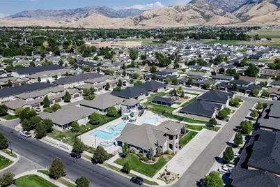 140 E 690 S, Smithfield, UT 84335 - Photo 41