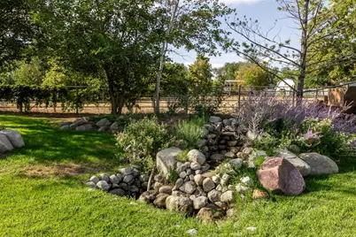 5852 S Jordan Canal Rd, Taylorsville, UT 84129 - Photo 61