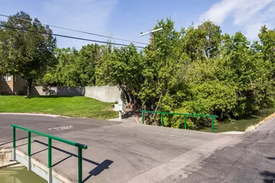 5852 S Jordan Canal Rd, Taylorsville, UT 84129 - Photo 81
