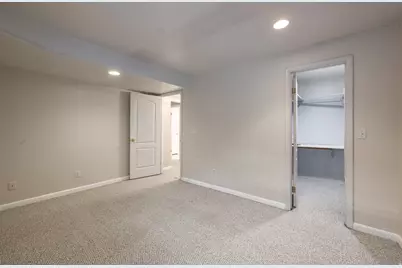 5852 S Jordan Canal Rd, Taylorsville, UT 84129 - Photo 31