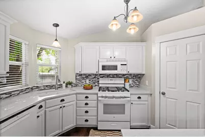 13636 S Artistry Ln, Herriman, UT 84096 - Photo 11