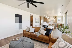 5047 N 75 E, Enoch, UT 84721 - Photo 25