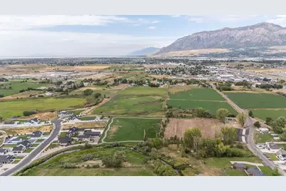 427 N 2400 W #15, Marriott-Slaterville City, UT 84404 - Photo 19
