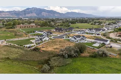 427 N 2400 W #15, Marriott-Slaterville City, UT 84404 - Photo 9