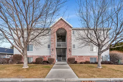62 N Garden Park W #8, Orem, UT 84057 - Photo 3