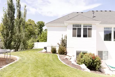 122 E 1050 N, Kaysville, UT 84037 - Photo 109