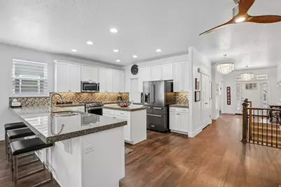 5617 S Dunetree Hill Ln, Holladay, UT 84121 - Photo 9