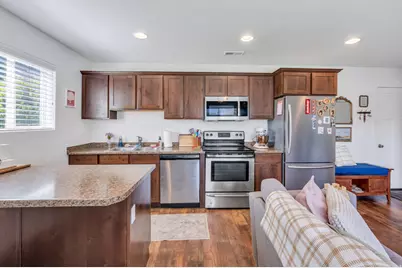 202 N 750 E, Vineyard, UT 84059 - Photo 5
