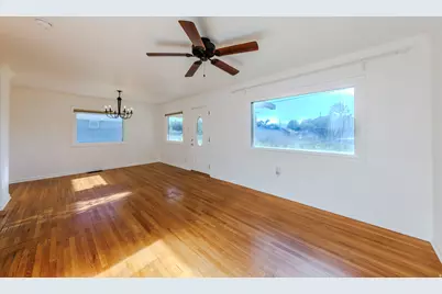 2625 S 500 E, Salt Lake City, UT 84106 - Photo 15