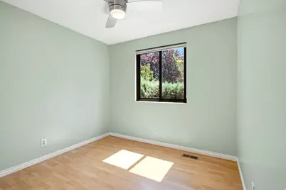 3303 W 5700 S, Taylorsville, UT 84129 - Photo 23