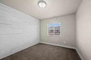 1423 S Mountain View Ct, Woods Cross, UT 84087 - Photo 15