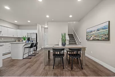 1423 S Mountain View Ct, Woods Cross, UT 84087 - Photo 7
