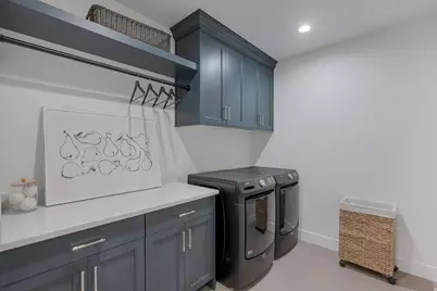 266 N Amber Ln W, Layton, UT 84041 - Photo 49